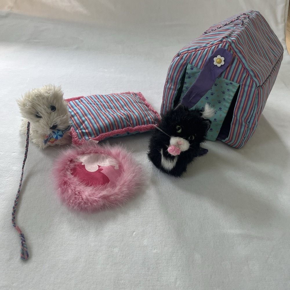 American Girl Doll Pets Coconut Dog and Licorice Cat Pet Carrier & Accessories